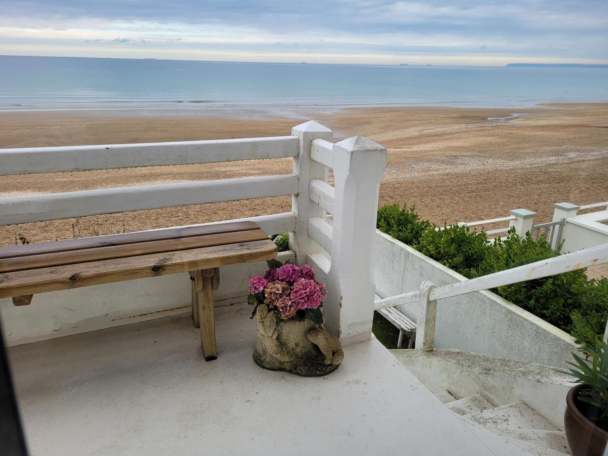 Les Pieds Dans L'Eau Lägenhet Blonville-sur-Mer Exteriör bild